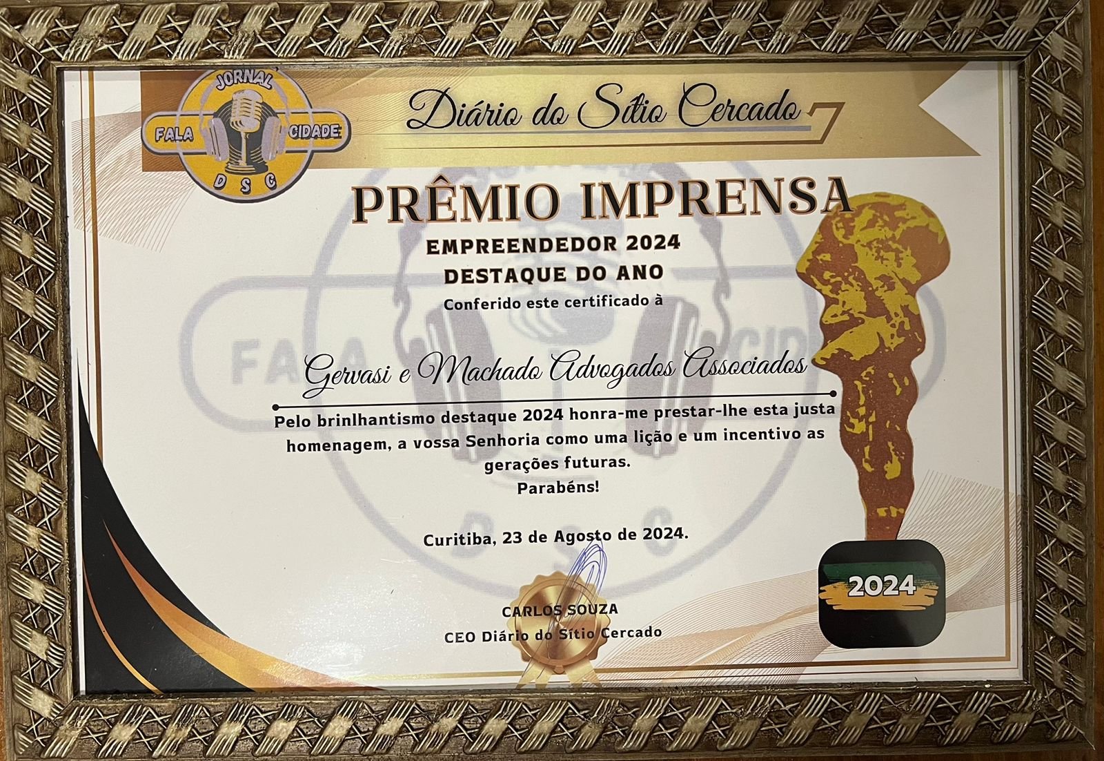 premio imprensa escritorio